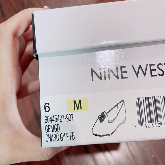 Nine West Women Pointed Toe Slip On/NWB - Picture 6 of 6